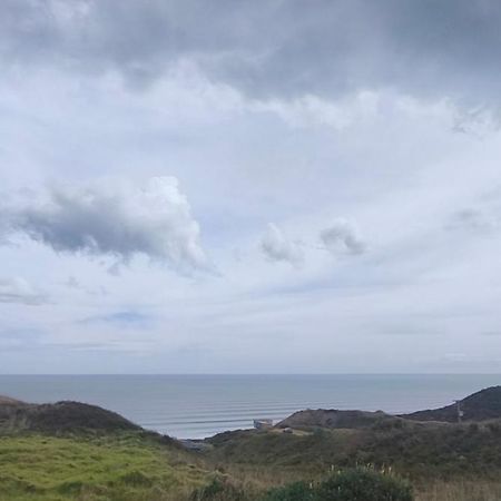 Вілла Seaview Retreat -Amazing Ocean Views And Outdoor Bath Waiuku Екстер'єр фото